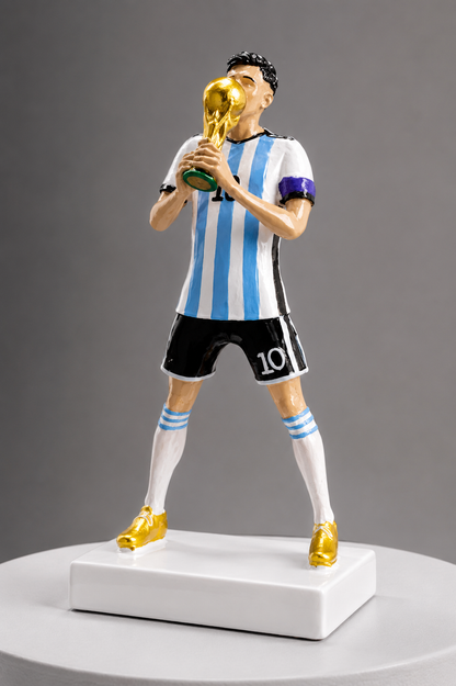 MESSI WORLD CUP LEGACY STATUE