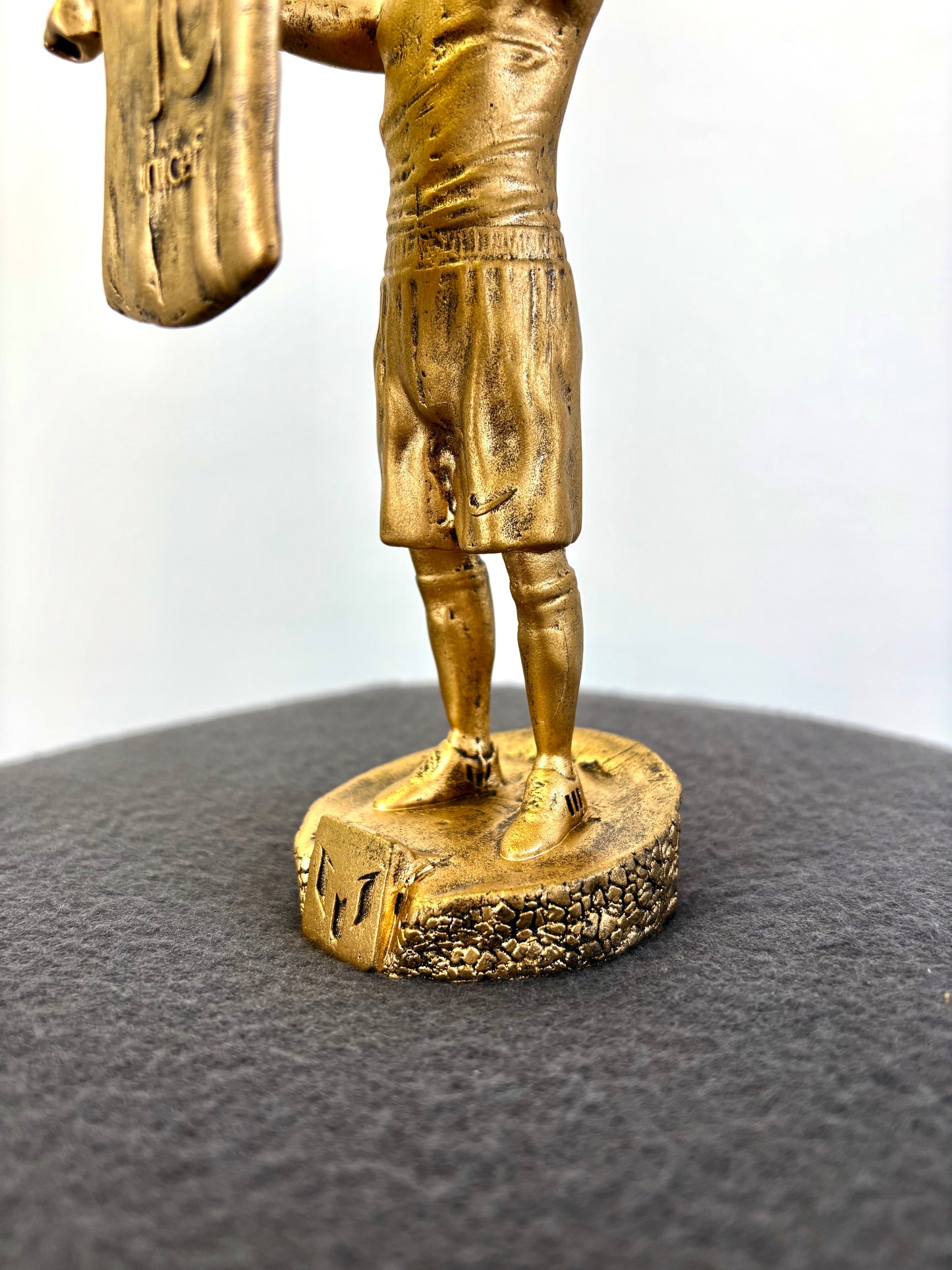 'THE GOAT' CELEBRATION STATUE