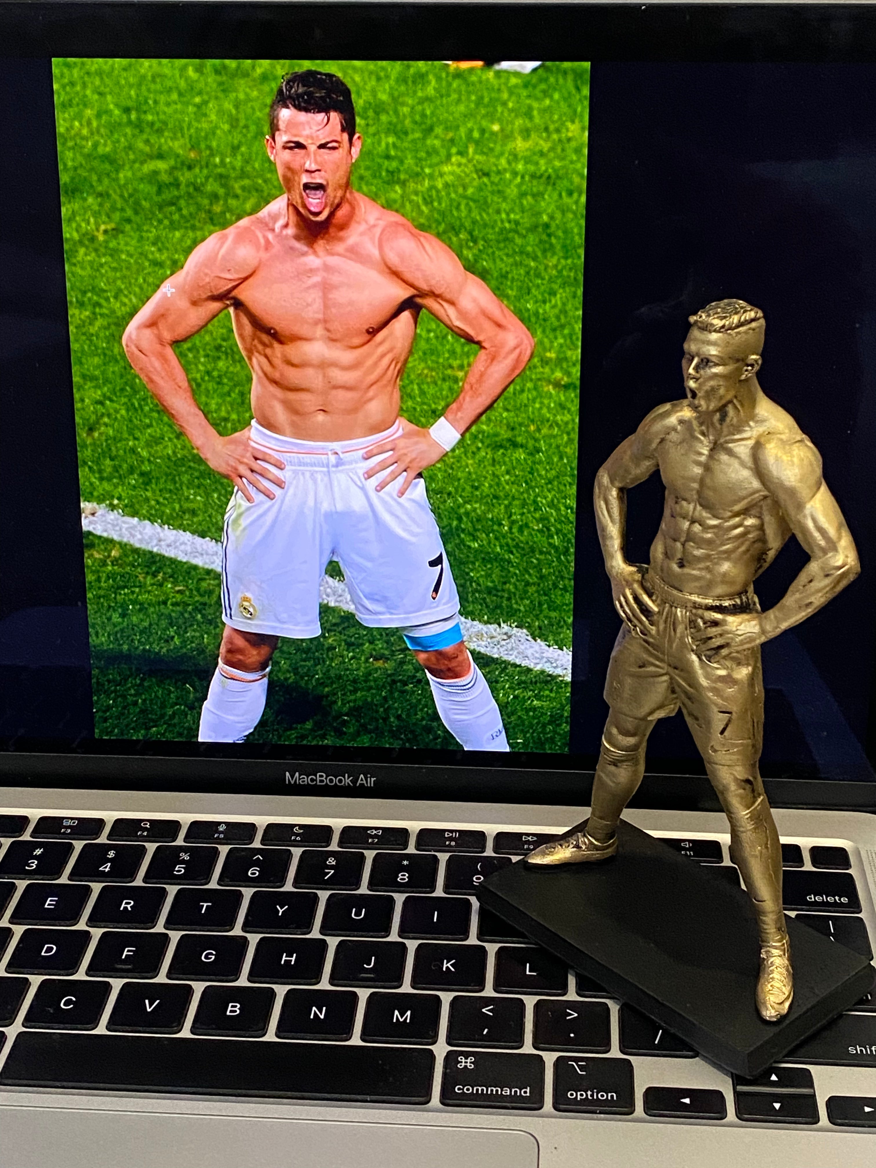 RONALDO Iconic Celebration Statue My GOAT RONALDO Iconic Celebration Statue My GOAT