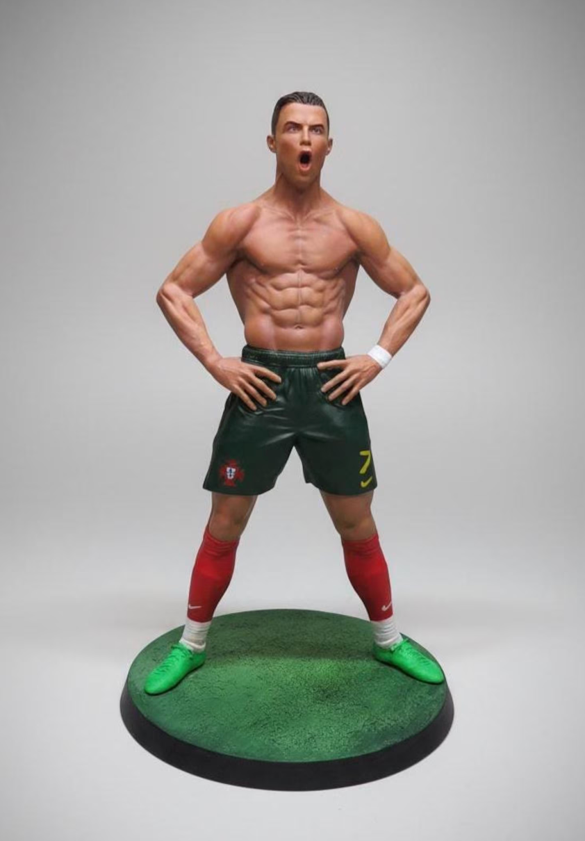 RONALDO Iconic Celebration Statue COLORED VERSION