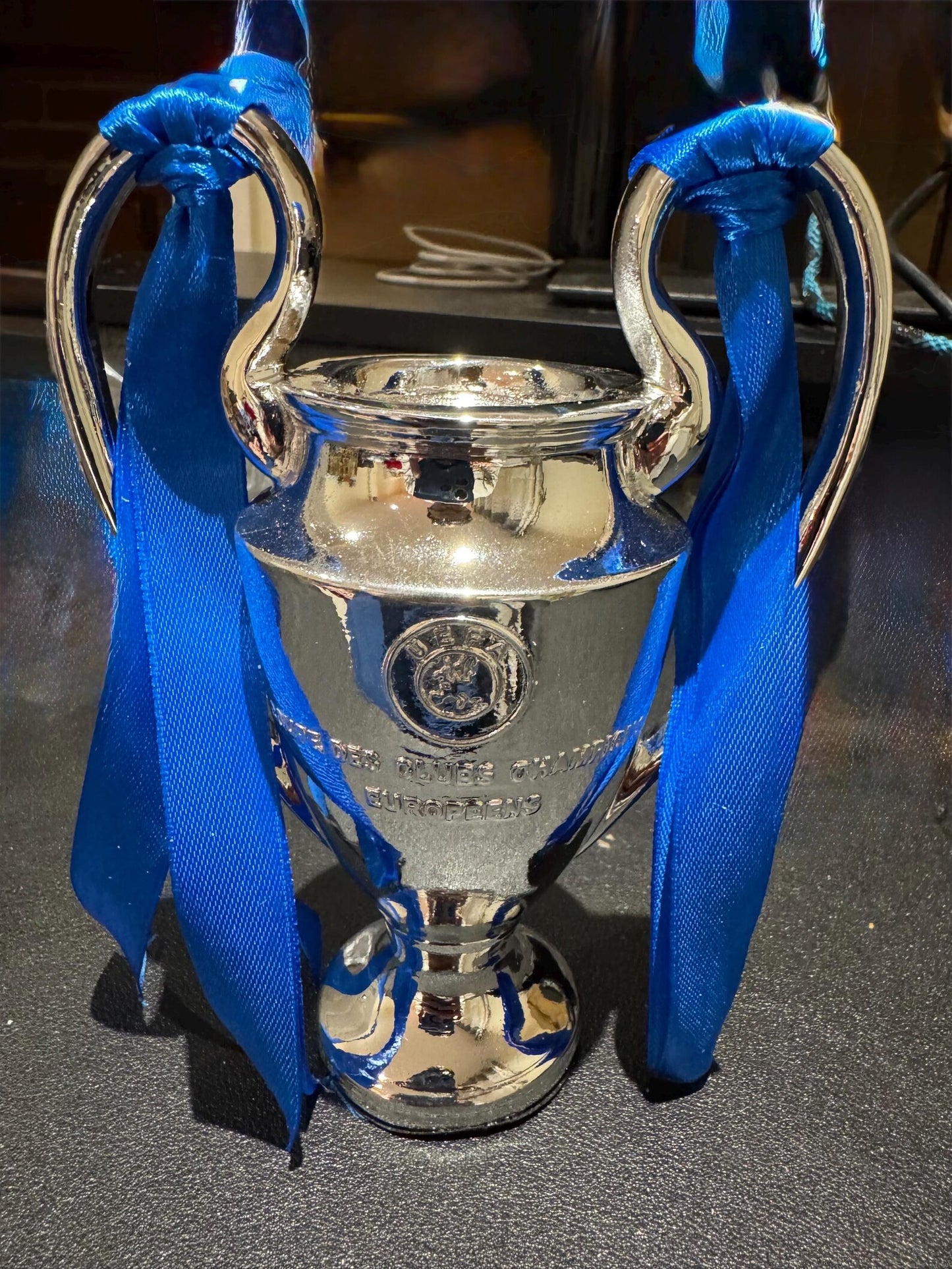 UCL Mini Trophy / 22 CM