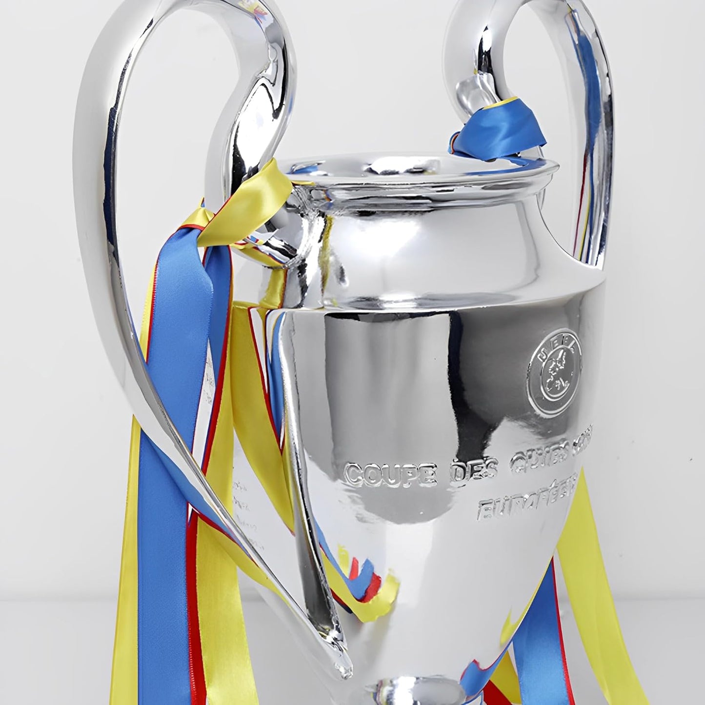 UCL Mini Trophy / 22 CM